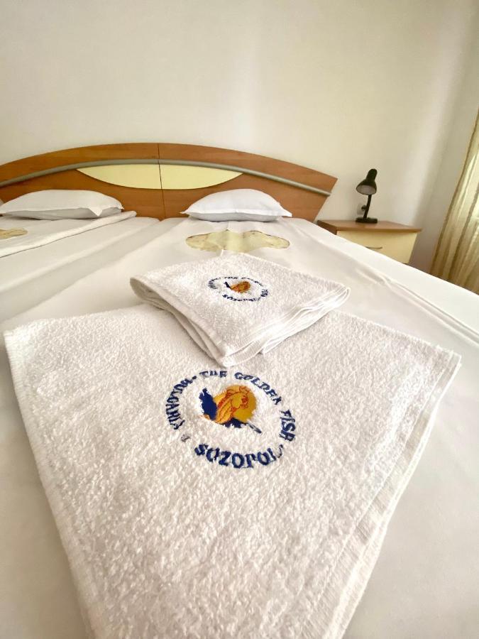 Family Hotel The Golden Fish Sozopol Esterno foto